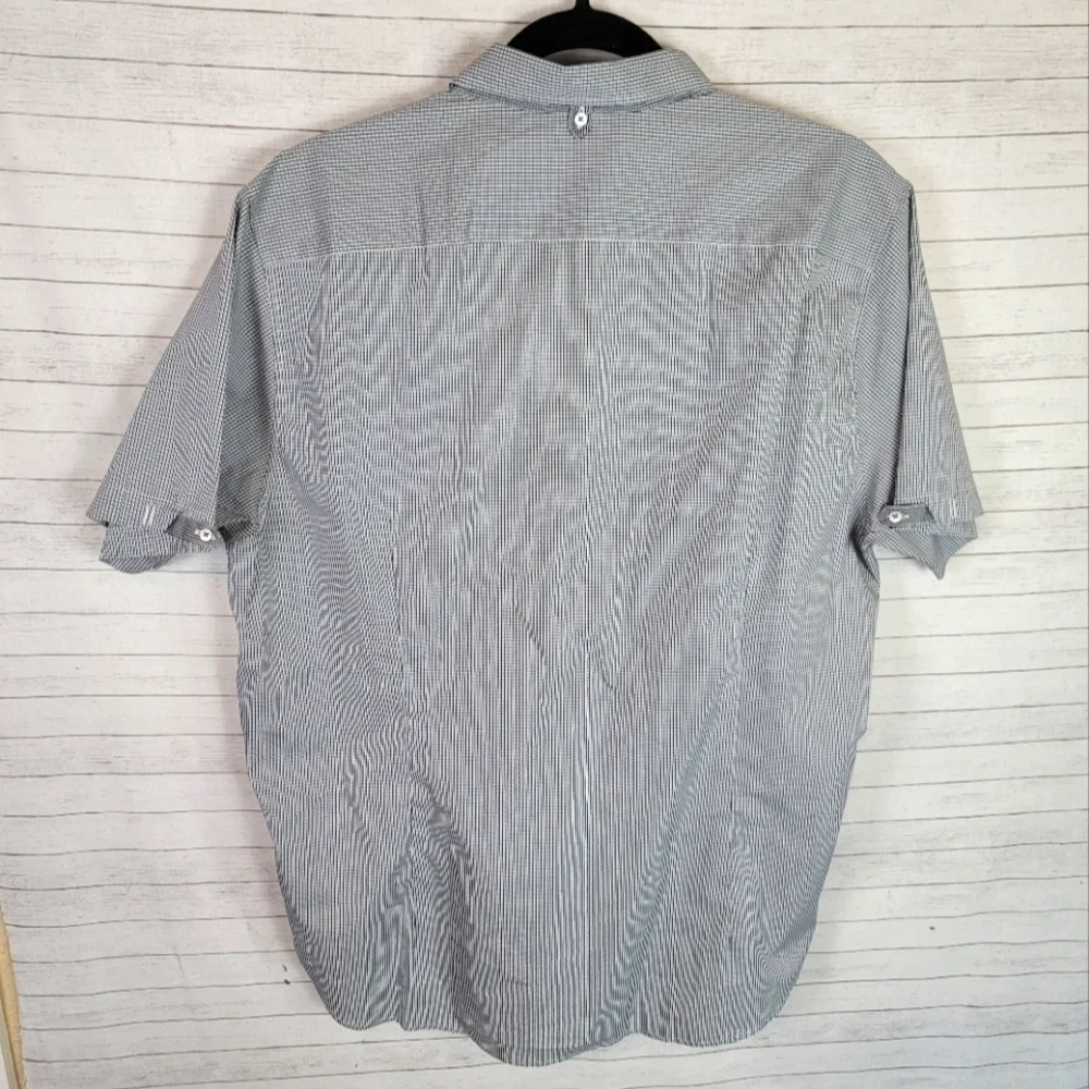 TED BAKER LONDON PLAID SHORT SLEEVE BUTTON UP, SZ 6 (2XL)